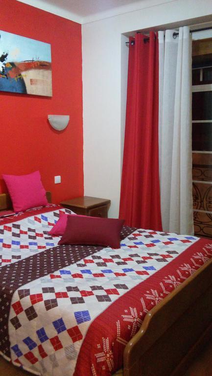 Residencial Moeda Hotell Coimbra Exteriör bild
