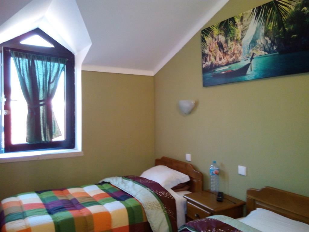 Residencial Moeda Hotell Coimbra Exteriör bild