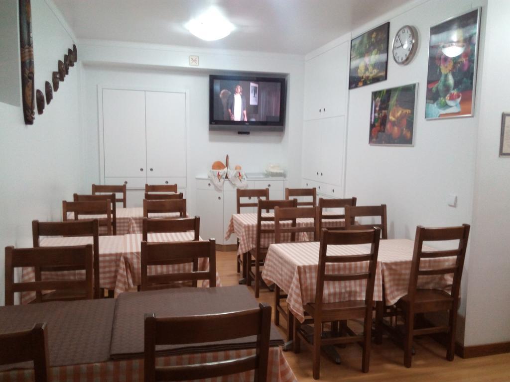 Residencial Moeda Hotell Coimbra Exteriör bild